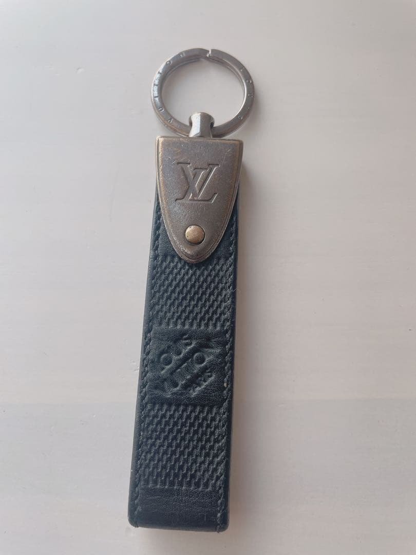 ルイヴィトン キーリング ダミエアンフィニ ポルトクレ 【値段交渉受付中】